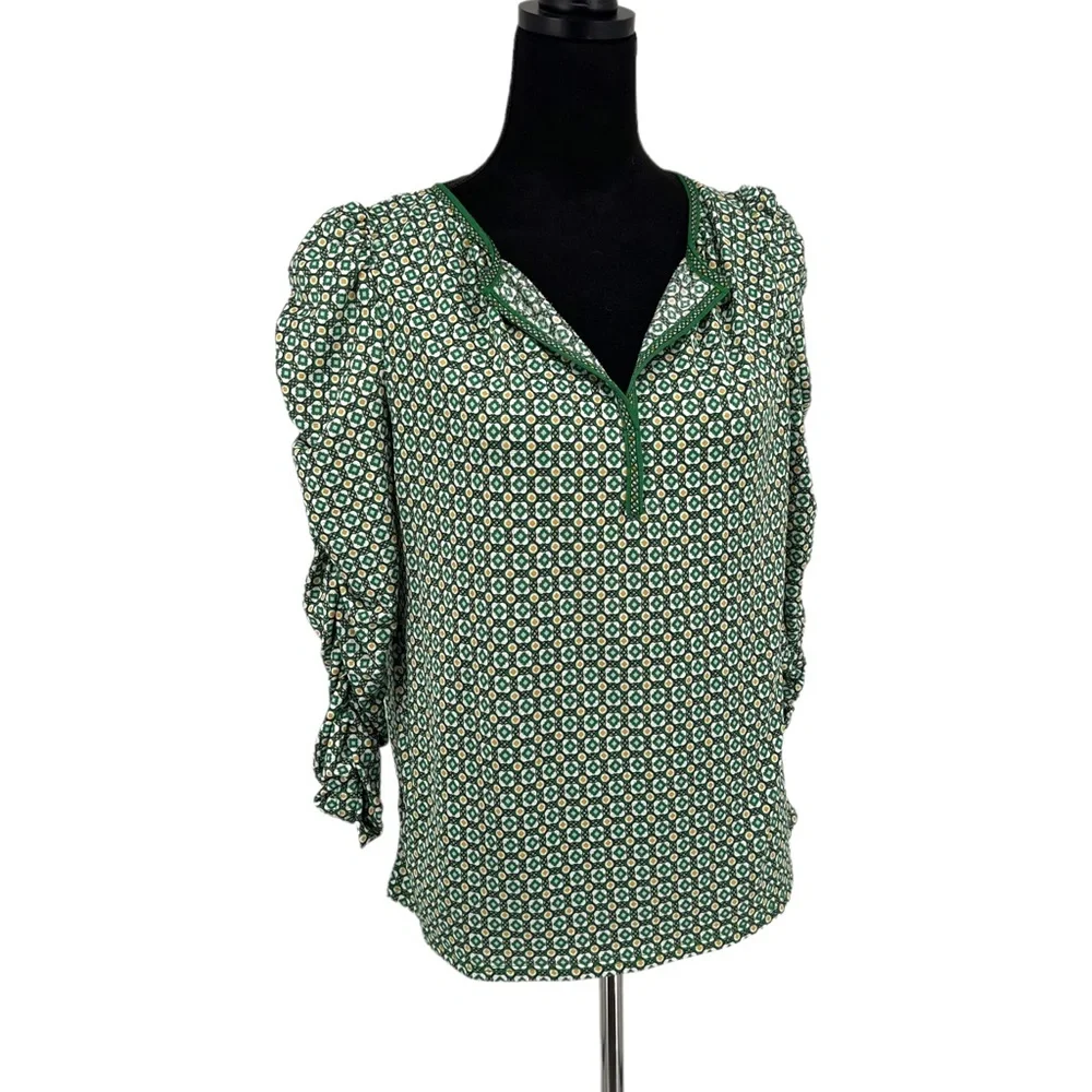 Max Studio Women's Green Printed Ruched Sleeve Blouse Size Small
